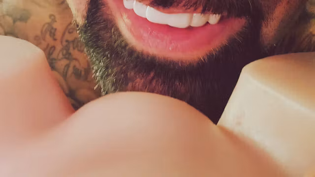 Omg! THE BEST PUSSY EATING VIDEO WITH AMAZING MOUTH, DIRTY TALK AND MOANING