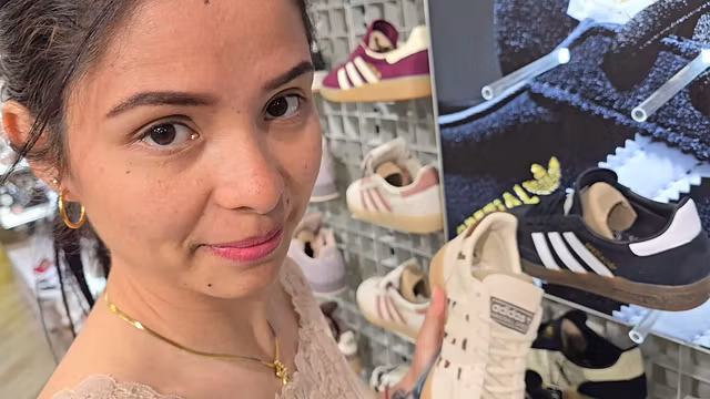 tengo sexo arriesgado en centro comercial con mi novia