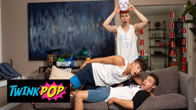 TWINKPOP - Adam Awbride, Kyle Fletcher And  Turn Skincare Into A Messy Facial