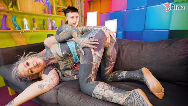 Extreme Threesome Double Hole Drill Destruction - Anal & Pussy Pounding