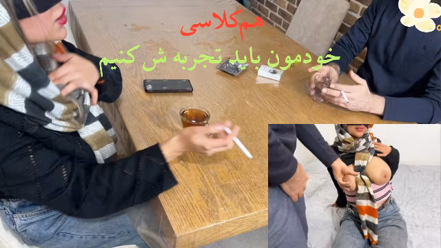 با همکلاسی دانشگاه قرار گذاشتیم تو کافه رو پروژه کار کنیم مخشو زدم بردم خونه خودشون
