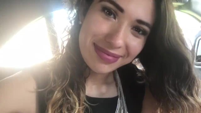 Car head by 18 years old teen and cum swallow