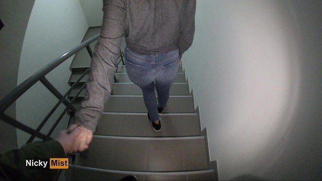 Blowjob with my neighbor in the entrance cum on my face - Nicky mist 4K