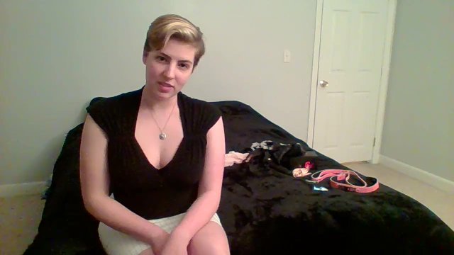 Femdom Makes You Her Girlfriend