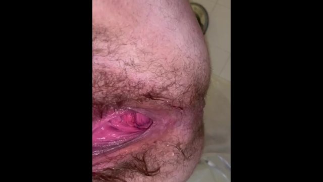 Can Insertion Aftermath! look at her useless pink cuntmeat!!!