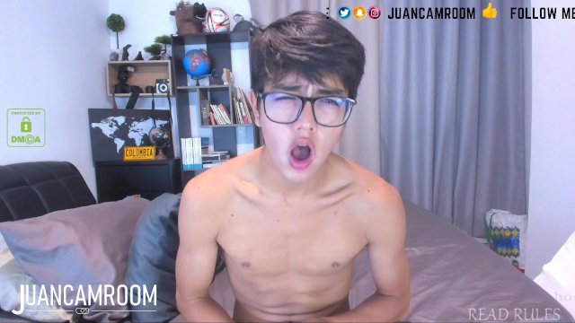I'M JUANCAMROOM, WOULD YOU LIKE SEE MY BIG DICK?