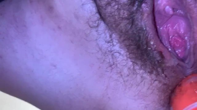gaping bbw pisses everywhere while she fucks her ass with a traffic cone
