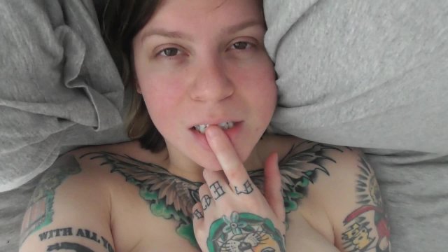 BIG STEP-SISTER SUCKS AND FUCKS YOU DURING CORONAVIRUS QUARANTINE