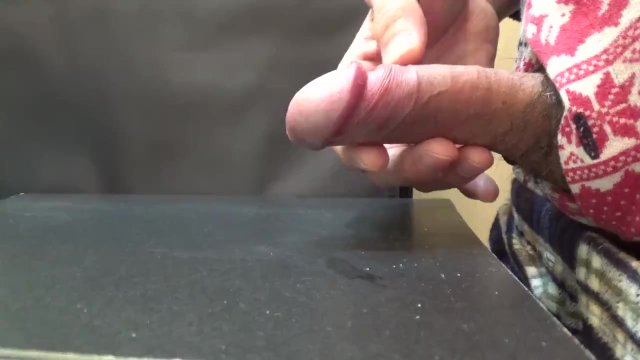 二週間のオナ禁後にすっきり大量射精。
