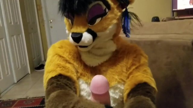 nuzzles your bulge