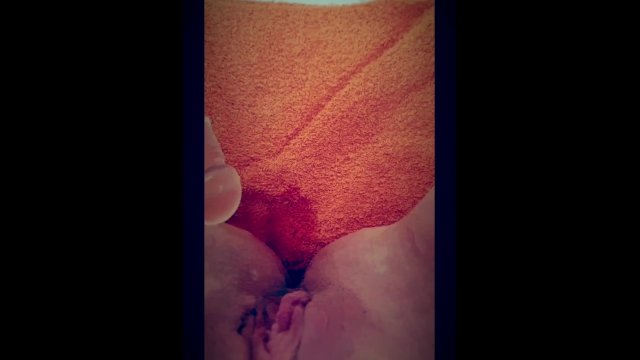 My soaking wet pussy afther 20 orgasms!!