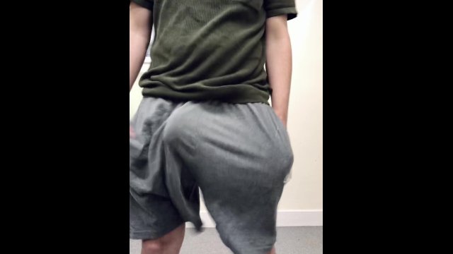 BULGING at the Gym