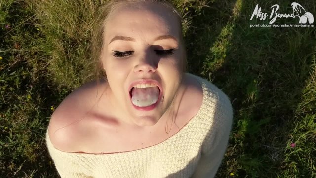 Sucking cock in nature and a deer saw us! - Miss Banana