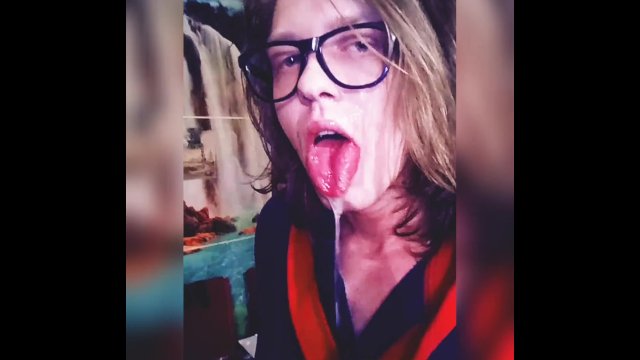 Hattabi4ik Cute Trap Let His Sperm With Saliva