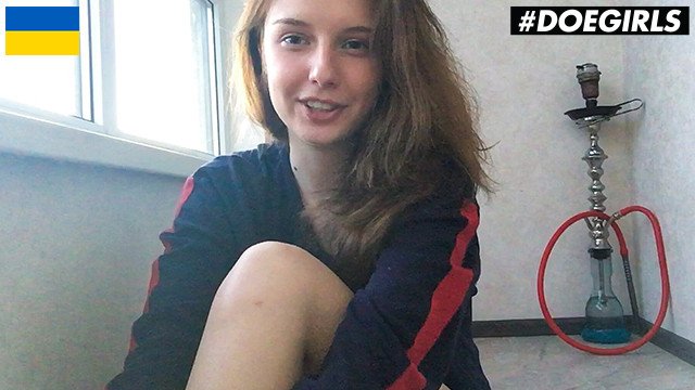 DoeGirls - Sienna Kim Petite Ukrainian Fingers Her Wet Pink Pussy At Home