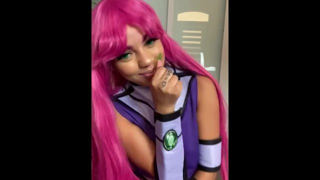 Starfire’s teasing & twerking mission! Onlyfans MariaaSkyy