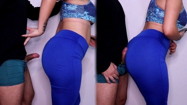 Persistent Pervert gets Assjob and Cums onto Yoga Teacher's Big ass in Leggings after Workout