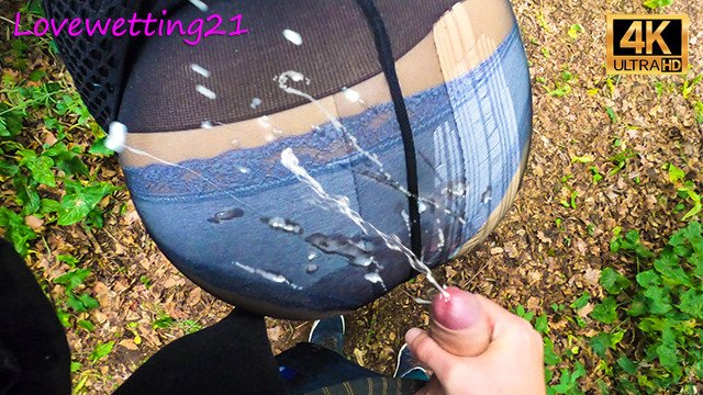 she fills her pantyhose with piss and cum in a public park