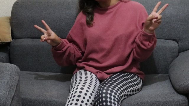 Latina es infiel a su marido en su propia casa (final inesperado)
