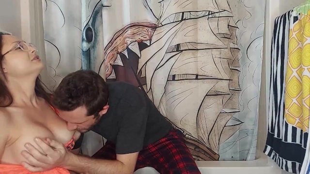 I'm Trying To Pee! Perv Sucks Big Tits On Toilet