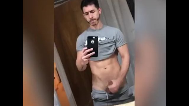 Se saca la leche antes de entrar a la ducha!