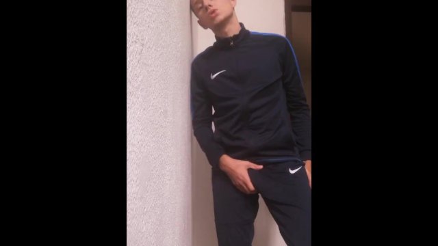 super HUGE SELF FACIAL IN NIKE TRACKIES (FULL VIDEO IN Justforfans and ONLYFANS )