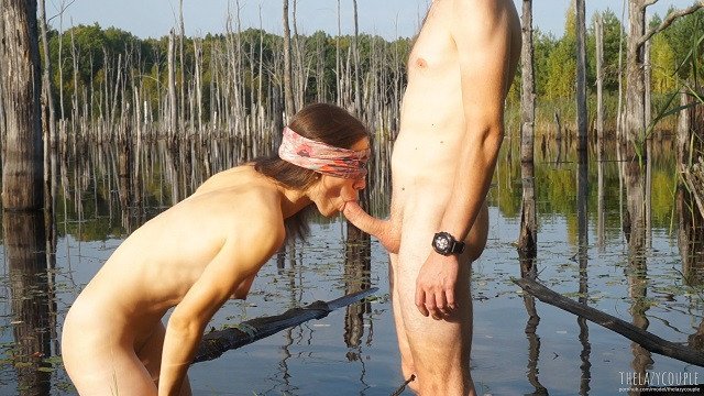 How to spend the last days of summer. Amateur outdoor blowjob