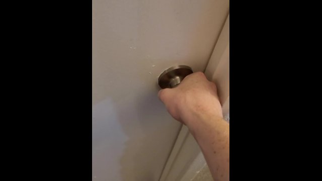 Bathroom door being locked ends with desperate piss in my living room
