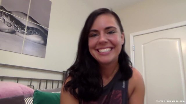 Chubby amateur is ready to become a pornstar
