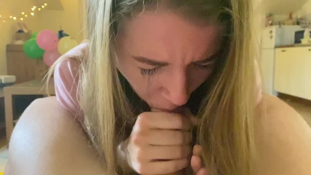 She Is Sucking Sloppy \ To Tears
