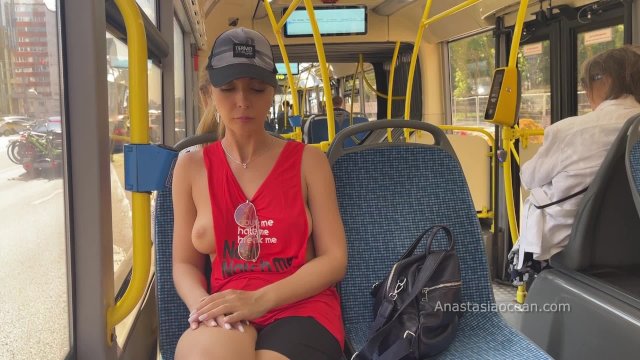 Emerald Ocean (Anastasia Ocean) topless in public bus